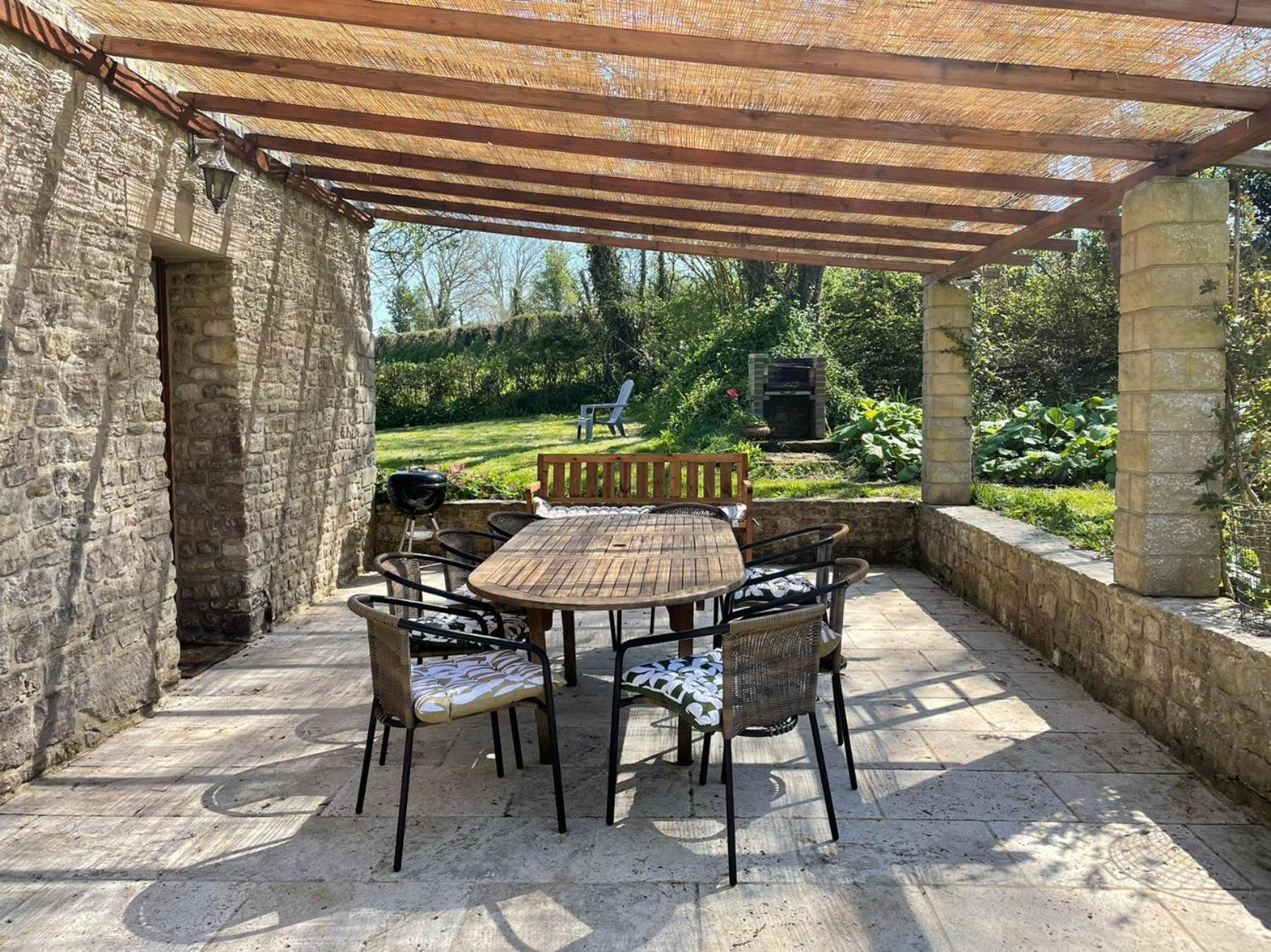 Chateau De Monfréville Екстериор снимка